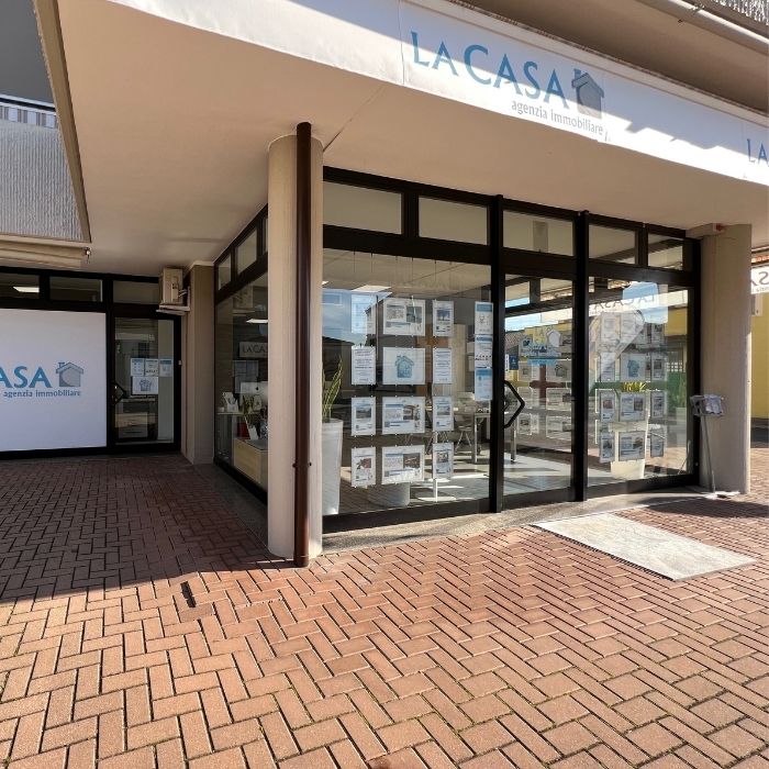 esterni la casa agenzia immobiliare montegrotto (6).jpg